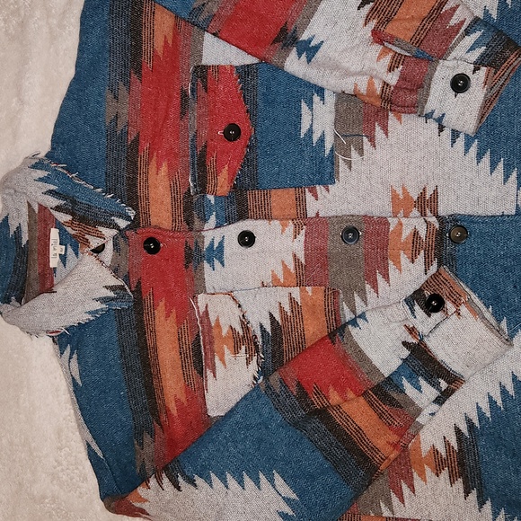 Aztec Shacket - Picture 2 of 6